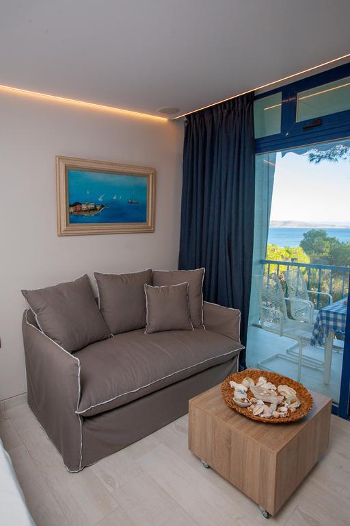 The One Sounio Apartment Sounion Ngoại thất bức ảnh